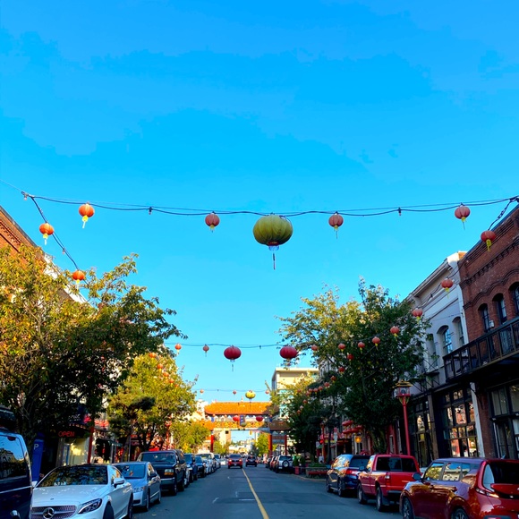 Meet your Posher, Jenelle - Picture 1 of 1